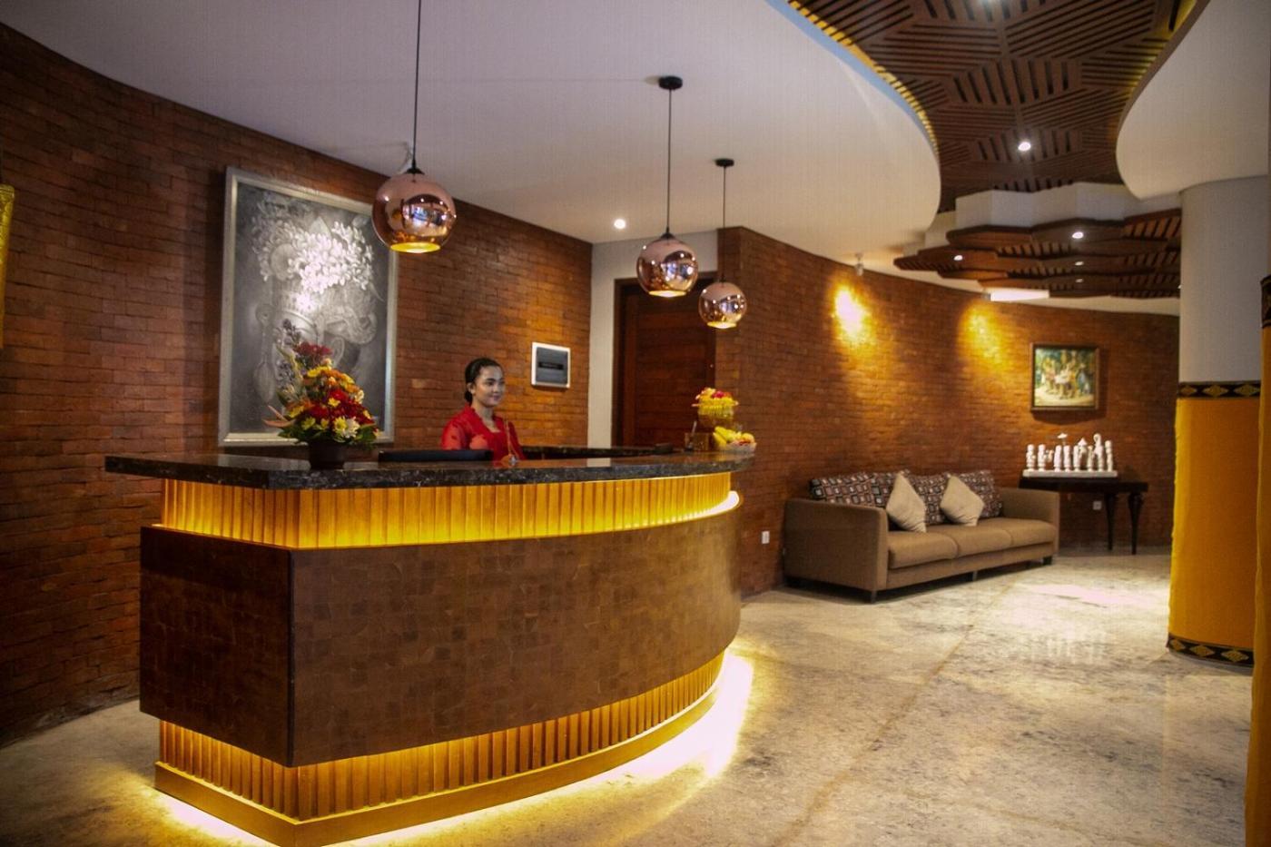 Djabu Seminyak Hotel Denpasar  Exterior photo